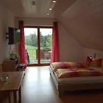 Gruener Baum 