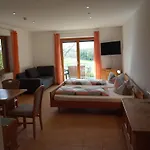 Gruener Baum 